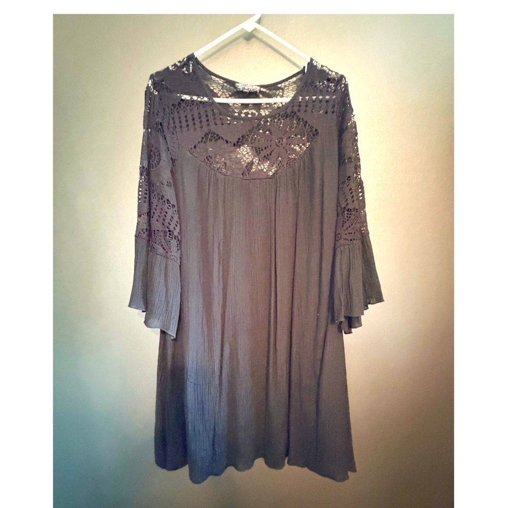 J. Lee Dress Women 2X Black Excellent Crochet Lace Yoke Bell Sleeve Gauze